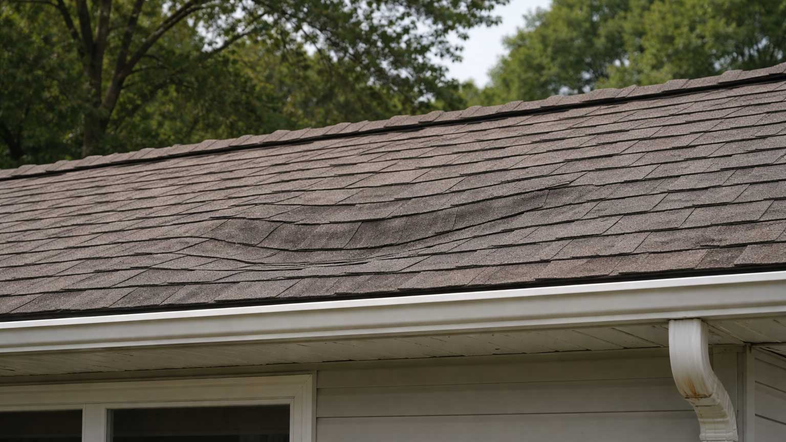 What Causes A Roof To Sag?