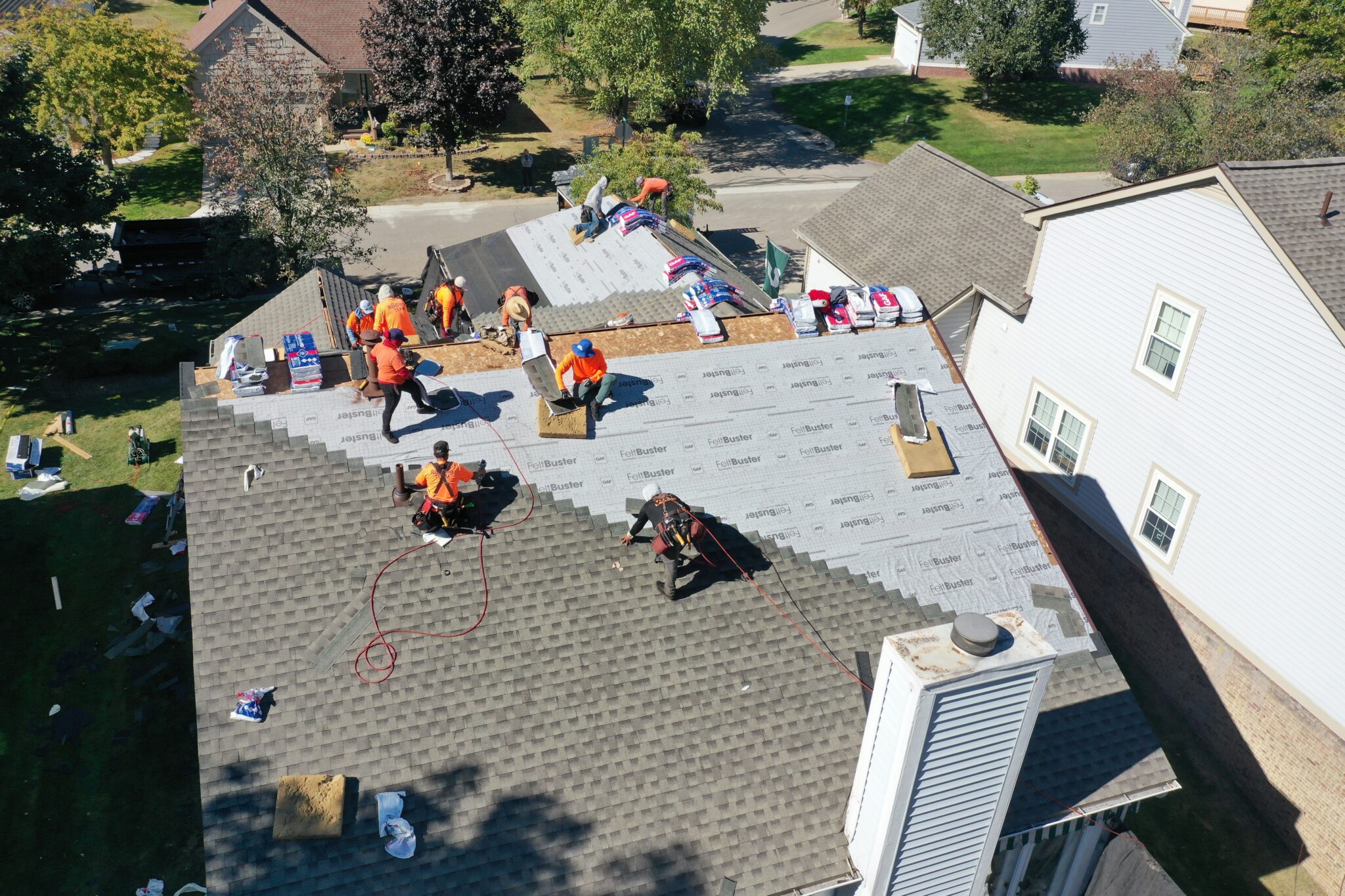 Roof replacements involve multiple steps happening at once. Our crews work in defined sections so progress stays efficient, safe, and predictable throughout the day.
